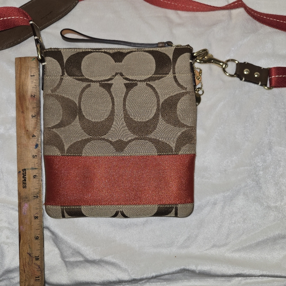 Coach Signature Crossbody Bag Khaki/Red